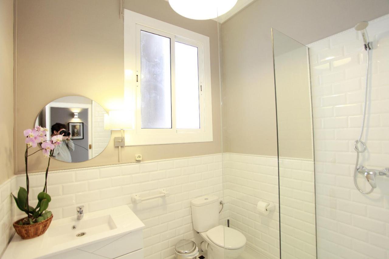 Close To Passeig De Gracia Barcelona Room photo
